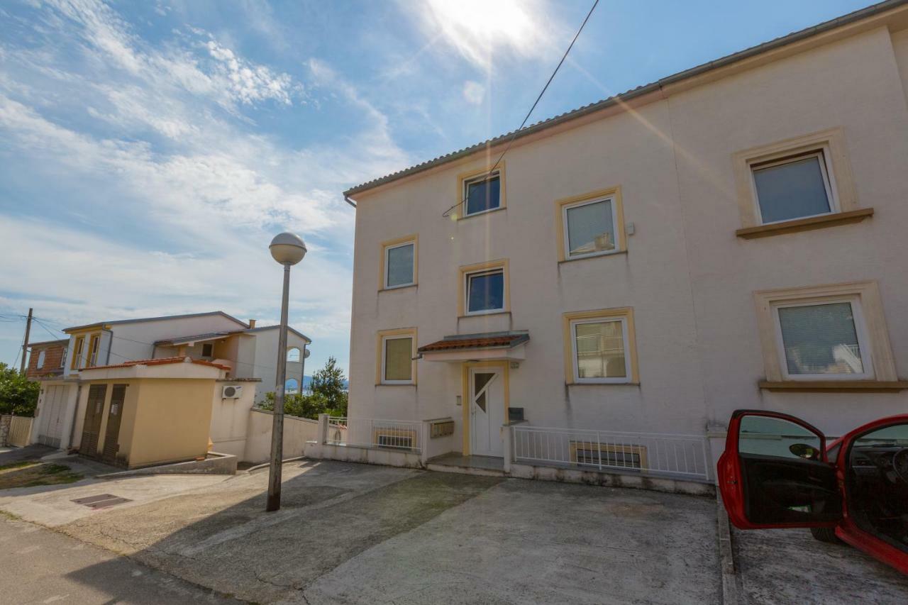 Apartman Emma Apartment Dramalj Exterior photo