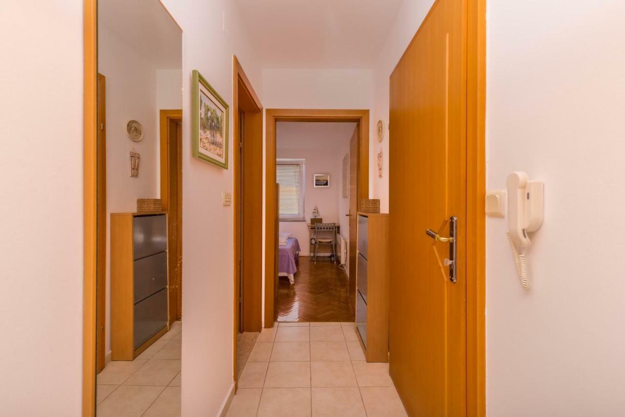 Apartman Emma Apartment Dramalj Exterior photo